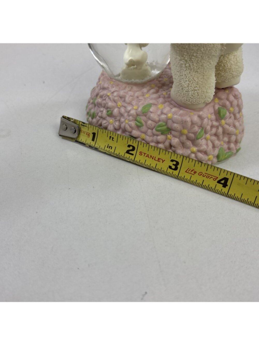 Dept 56 Snowbunnies Bunny In My Heart Snow Globe 2002 56.26425. - Picture 5 of 6